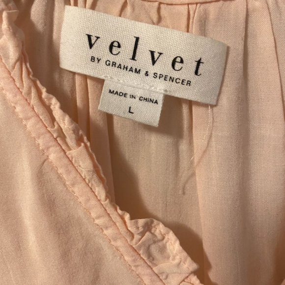 Velvet by Graham and Spencer sleeveless blouse - Picture 3 of 5